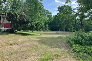 35 West St, Petersham, MA 01366 - Photo 24