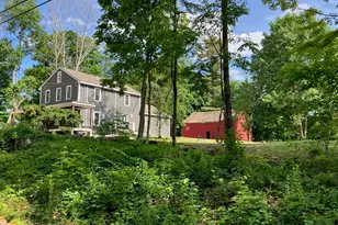 35 West St, Petersham, MA 01366 - Photo 2