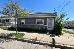 294 Mt Pleasant St, New Bedford, MA 02746 - Photo 1