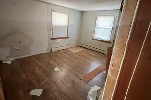 294 Mt Pleasant St, New Bedford, MA 02746 - Photo 16
