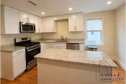 32 Willow Street #32, Newton, MA 02459 - Photo 1