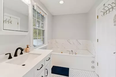22 Reservoir St, Seekonk, MA 02771 - Photo 18