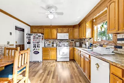 33 Quincy St, Holbrook, MA 02343 - Photo 24
