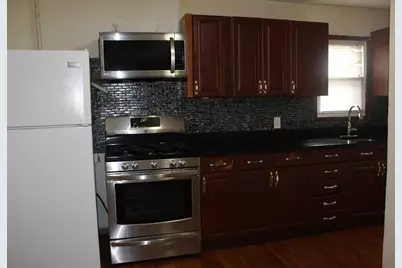 38 Fisk Ave, Somerville, MA 02145 - Photo 4