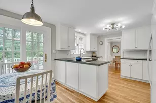 8 Hawthorne Rd, Winchester, MA 01890 - Photo 8