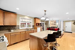 13 King Philip Way, Freetown, MA 02717 - Photo 12