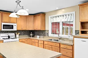 13 King Philip Way, Freetown, MA 02717 - Photo 10
