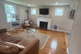 84 Crest Rd, Lynnfield, MA 01940 - Photo 10