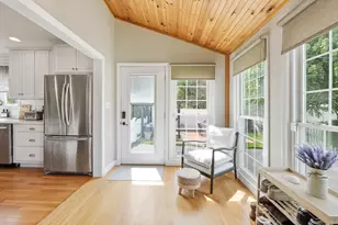 16 Bay State Rd, Worcester, MA 01606 - Photo 24