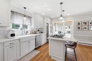 16 Bay State Rd, Worcester, MA 01606 - Photo 18