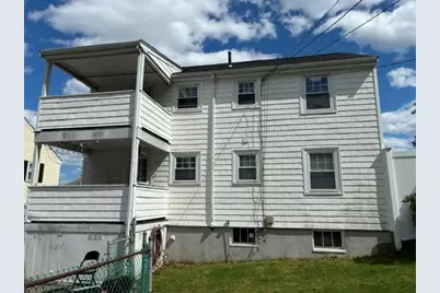 1517 Centre St, Boston, MA 02132 - Photo 4