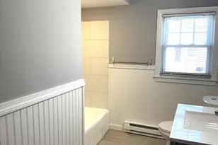 87 Auburn St, Saugus, MA 01906 - Photo 16
