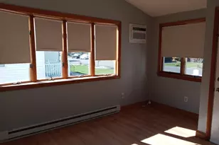 87 Auburn St, Saugus, MA 01906 - Photo 8