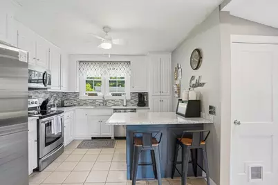 106 Sherry Street, Northbridge, MA 01588 - Photo 12