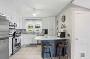 106 Sherry St, Northbridge, MA 01588 - Photo 12