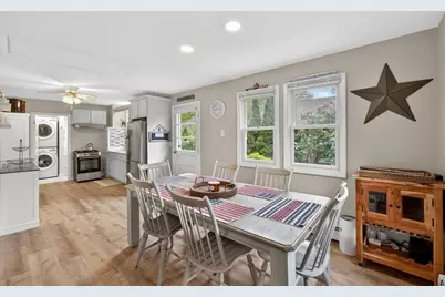 17 Suncrest Dr, Falmouth, MA 02536 - Photo 14
