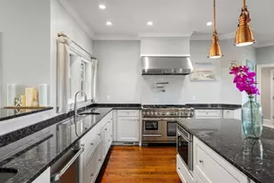 22 Crooked Ln, Manchester by the Sea, MA 01944 - Photo 6