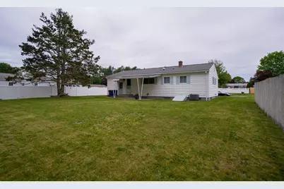 390 Upland Street, New Bedford, MA 02745 - Photo 12