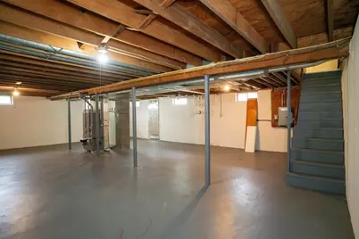 390 Upland Street, New Bedford, MA 02745 - Photo 10