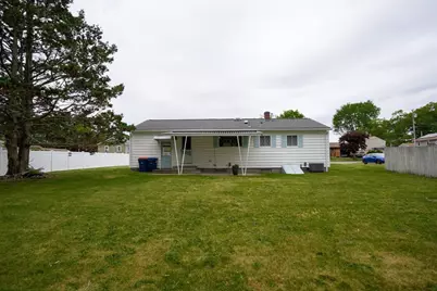 390 Upland Street, New Bedford, MA 02745 - Photo 14