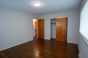 390 Upland St, New Bedford, MA 02745 - Photo 8