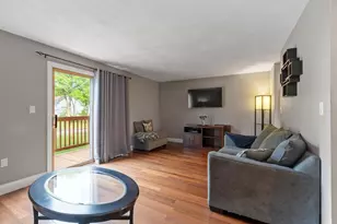 141 Patrick Rd, Tewksbury, MA 01876 - Photo 2