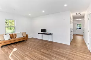44 Dean St, Taunton, MA 02780 - Photo 8