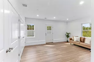 44 Dean St, Taunton, MA 02780 - Photo 6