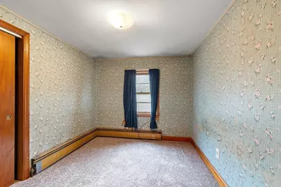 1064 Lakeview Ave, Dracut, MA 01826 - Photo 12