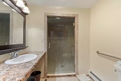 1064 Lakeview Ave, Dracut, MA 01826 - Photo 14