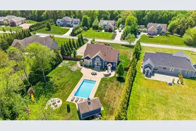 70 Sycamore Ln, Westport, MA 02790 - Photo 12