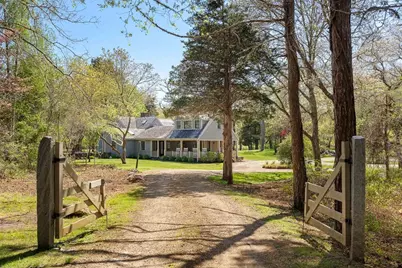 15 Tamarack Lane, Oak Bluffs, MA 02557 - Photo 2