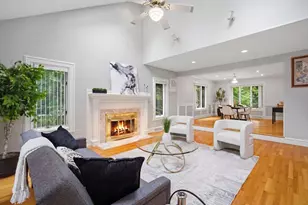 27 Lady Slipper Cir, Westfield, MA 01085 - Photo 16