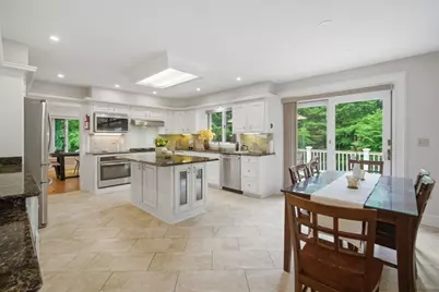 27 Lady Slipper Cir, Westfield, MA 01085 - Photo 10
