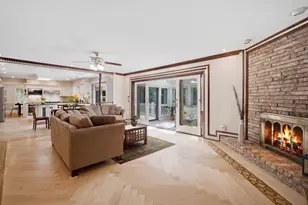 27 Lady Slipper Cir, Westfield, MA 01085 - Photo 20