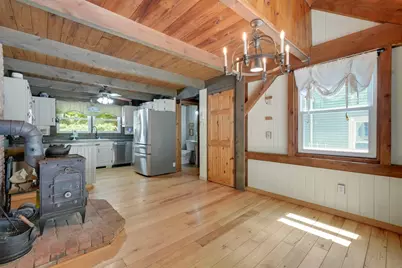 567 Loomis St, Westfield, MA 01085 - Photo 8