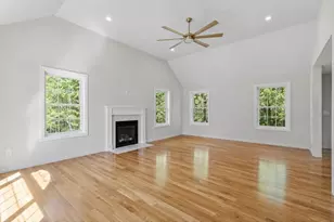 22 Benoit Rd, Pelham, NH 03076 - Photo 8