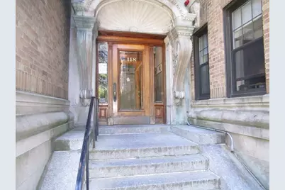 118 Riverway #8, Boston, MA 02215 - Photo 4