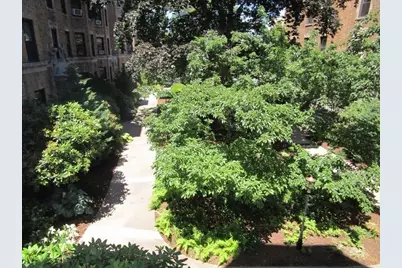 118 Riverway #8, Boston, MA 02215 - Photo 32