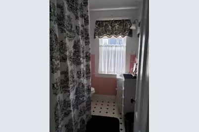 905 Washington St #2R, Holliston, MA 01746 - Photo 2