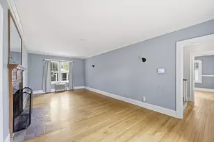 9 Texel Dr, Springfield, MA 01108 - Photo 14