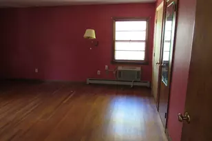 55 Hillside Ave, East Bridgewater, MA 02333 - Photo 10