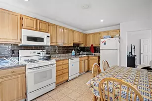 95 Florida St, Boston, MA 02124 - Photo 12