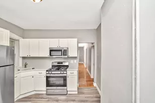 352 Norfolk St, Boston, MA 02124 - Photo 14
