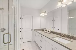68 E Pt Dr, East Providence, RI 02916 - Photo 16