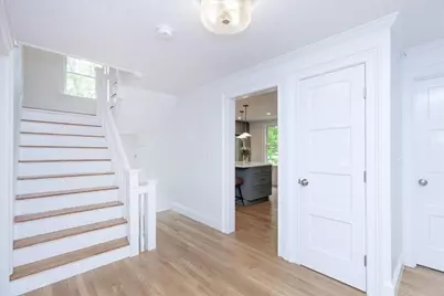 247 Hale St #2, Beverly, MA 01915 - Photo 4