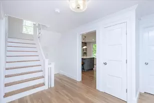 247 Hale St, Beverly, MA 01915 - Photo 4