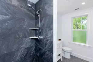 247 Hale St, Beverly, MA 01915 - Photo 14