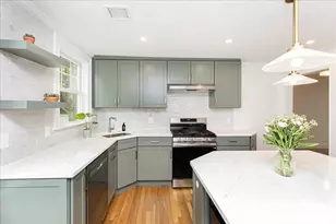 247 Hale St, Beverly, MA 01915 - Photo 8