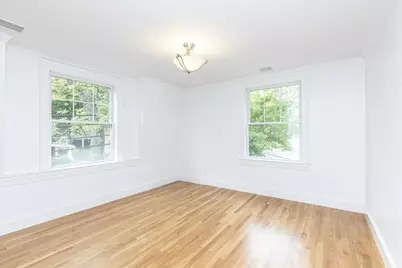 247 Hale St #2, Beverly, MA 01915 - Photo 12